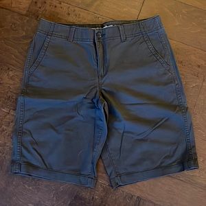 Urban Pipeline flat-front charcoal khaki shorts, 36 waist